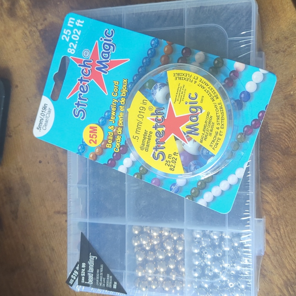 NWT Stretch Magic Bracelet Cord & Beads